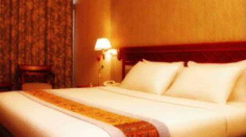Weta International Hotel Surabaya Exterior photo